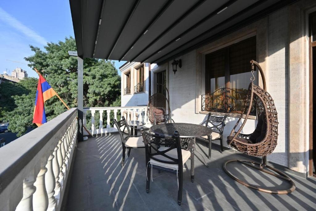 Hotel Partiez Yerevan Luaran gambar