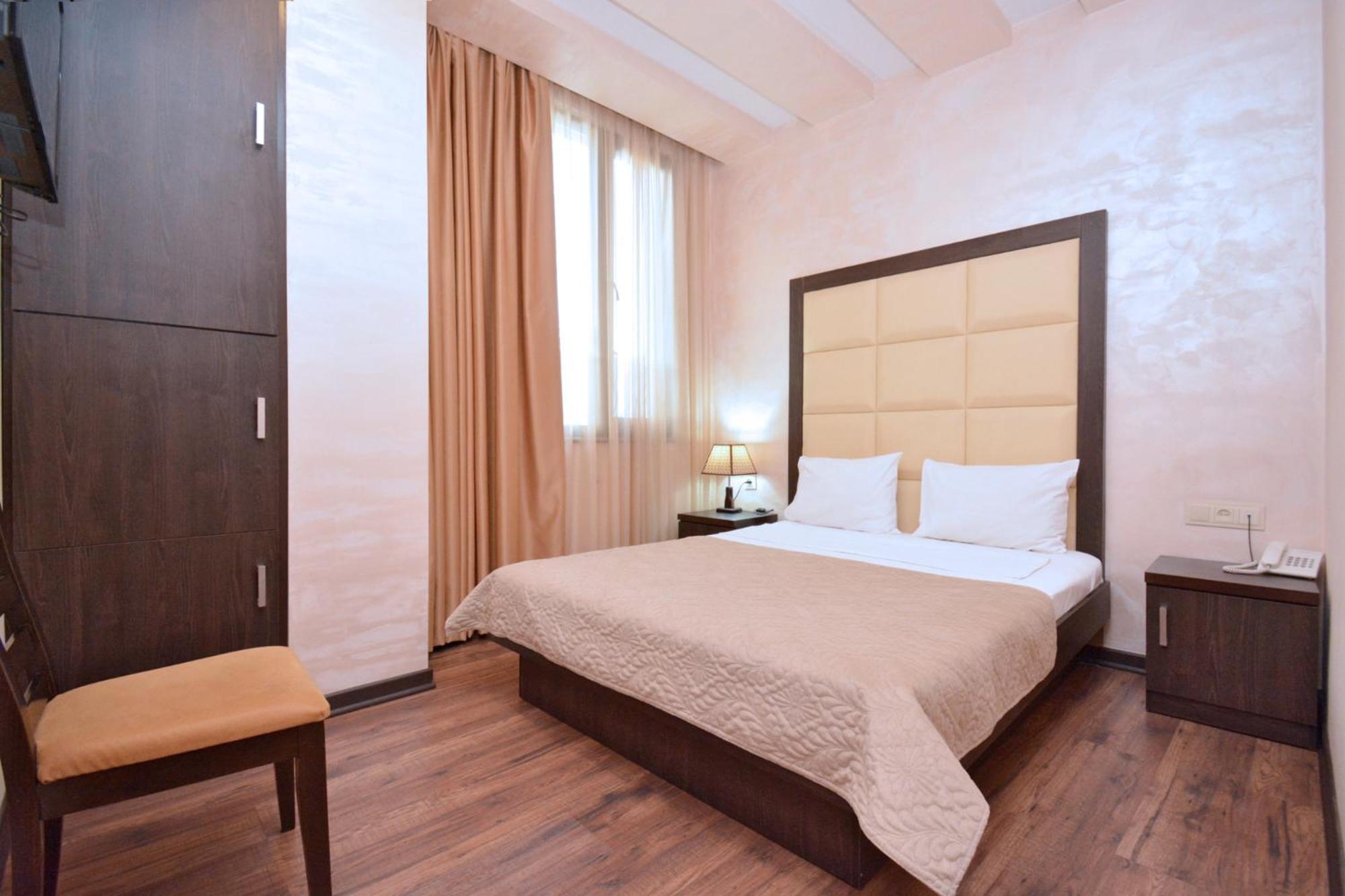 Hotel Partiez Yerevan Luaran gambar